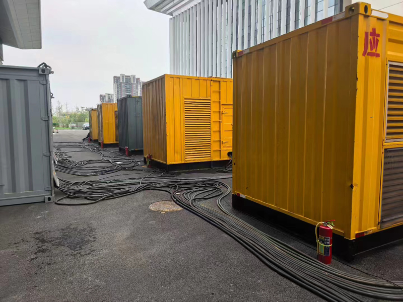 宽甸不同季节柴油发电机组保养有哪些注意事项?